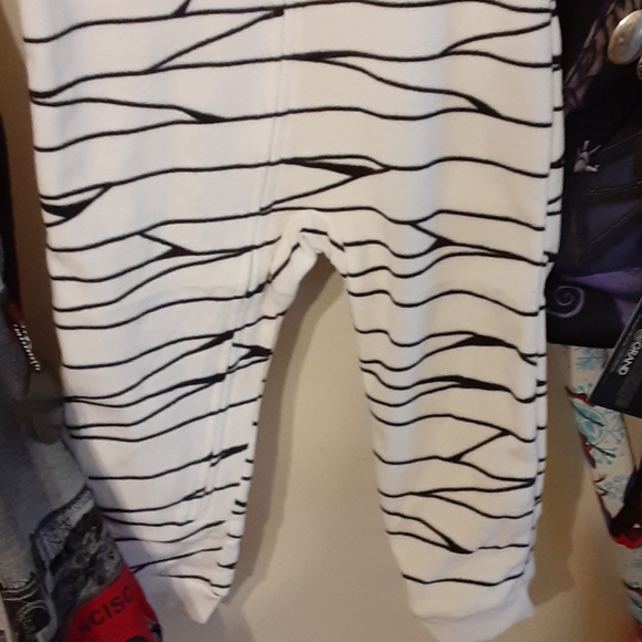 NWT Carter's Fleece Mummy Onesie - Picture 4 of 6